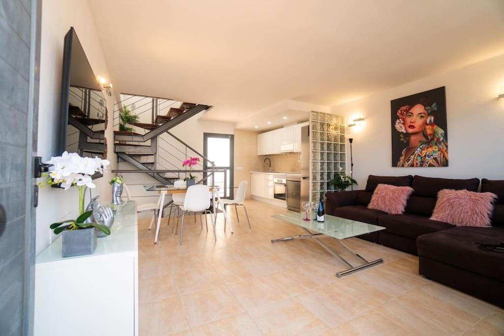 Casa Alfred, El Cotillo, One To 150 M Wifi Fiber Vakantiehuis Cotillo